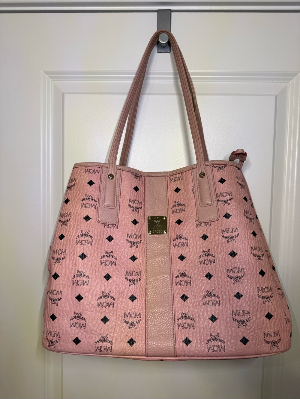 MCM Pink Visetos Tote with Detachable Pouch - Picture 3 of 16